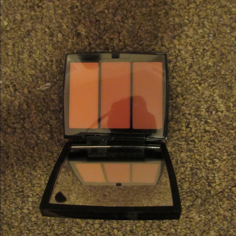 blush trio anastasia beverly hills